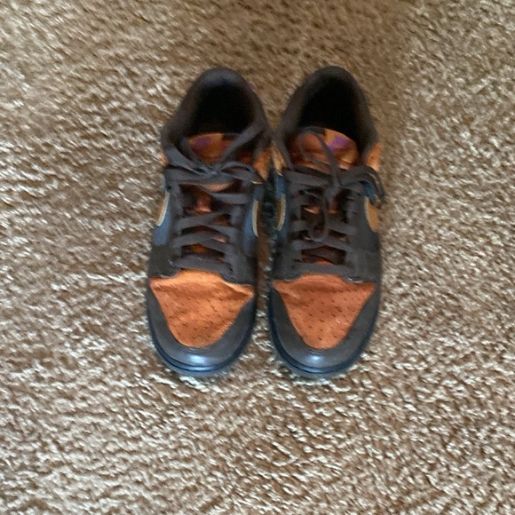 Used Nike dunk low cider 9.5 - Picture 2 of 5